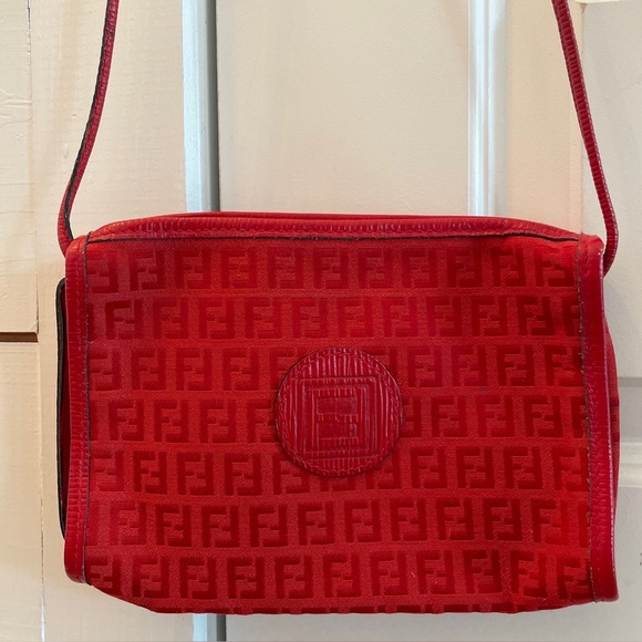 Unbranded Handbags - Elegant fashion Crossbody Bag